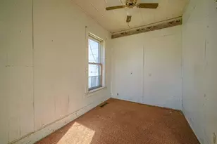 904 N 3rd St, Ashton, IL 61006 - Photo 12