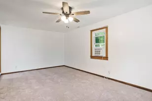 303 Liberty Blvd, Machesney Park, IL 61115 - Photo 6