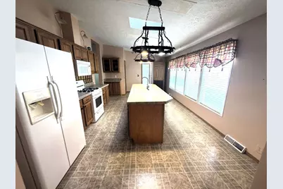 502 Seasons Parkway, Belvidere, IL 61008 - Photo 12