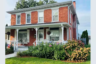 110 W Mason St, Lena, IL 61048 - Photo 2