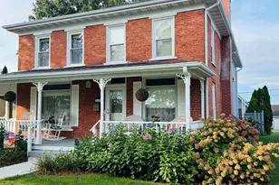 110 W Mason St, Lena, IL 61048 - Photo 2