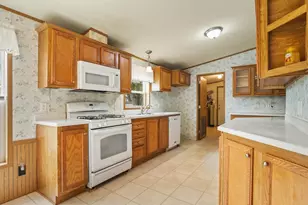 2134 Iris Ave, Belvidere, IL 61008 - Photo 10