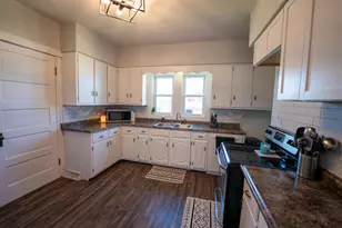 12714 N Pecatonica Rd, Leaf River, IL 61047 - Photo 14