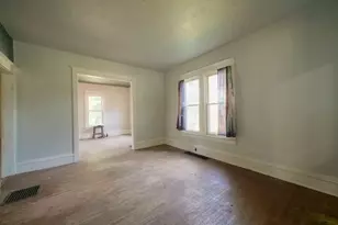 606 S 2nd St, Oregon, IL 61061 - Photo 4