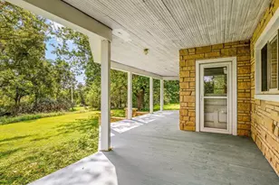 1112 W St James Rd, Orangeville, IL 61060 - Photo 4