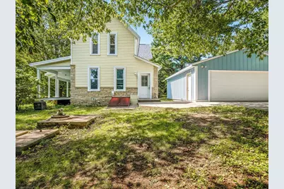 1112 W St James Road, Orangeville, IL 61060 - Photo 6