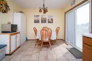 623 Valley View Dr, Pecatonica, IL 61063 - Photo 30