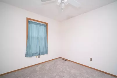 623 Valley View Drive, Pecatonica, IL 61063 - Photo 18
