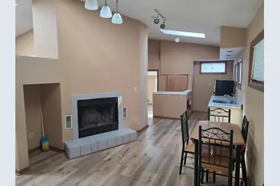 115 Fairview Avenue, Rockford, IL 61108 - Photo 6