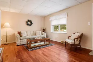 5591 Reimer Dr, Roscoe, IL 61073 - Photo 8