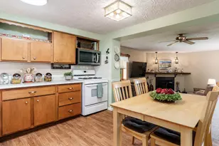 5591 Reimer Dr, Roscoe, IL 61073 - Photo 12