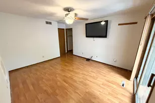 4689 High Point Dr, Rockford, IL 61114 - Photo 4