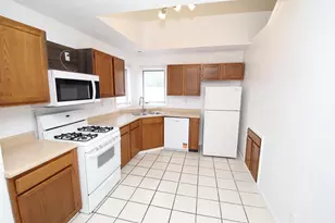 5592 Wickford Ln, Loves Park, IL 61111 - Photo 14