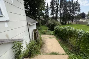 201 S Barber Ave, Polo, IL 61064 - Photo 38