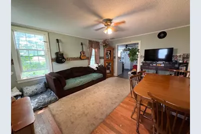 201 S Barber Avenue, Polo, IL 61064 - Photo 2