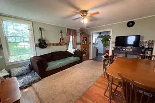 201 S Barber Ave, Polo, IL 61064 - Photo 2