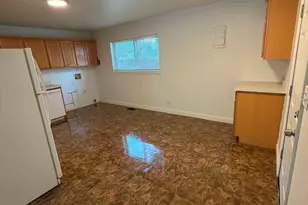 1007 Kingsley Dr, Machesney Park, IL 61115 - Photo 6