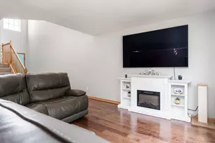 9006 Leicester Way, Roscoe, IL 61073 - Photo 8