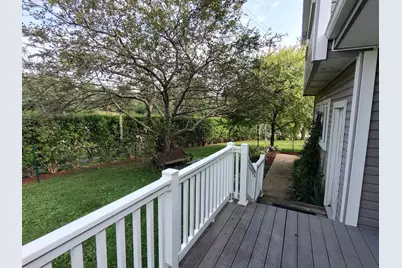 834 Shawnee Trail, Lake in the Hills, IL 60156 - Photo 8