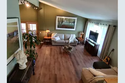 834 Shawnee Trail, Lake in the Hills, IL 60156 - Photo 18
