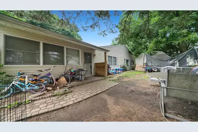 225 E 4th Street, Byron, IL 61010 - Photo 34