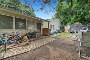225 E 4th St, Byron, IL 61010 - Photo 34