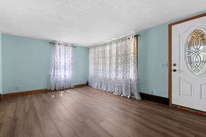 218 Euclid Avenue, Rockford, IL 61102 - Photo 4