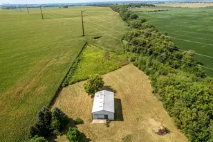 608 N 2nd St, Holcomb, IL 61043 - Photo 54
