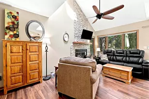 134 Walnut Hill Dr, Galena, IL 61036 - Photo 4