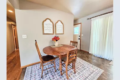 5718 Settlers Close, Loves Park, IL 61111 - Photo 6