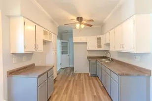 211 West St, Monroe Center, IL 61052 - Photo 6