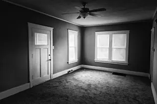 856 W American St, Freeport, IL 61032 - Photo 14