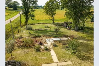 14731 Haggerty Road, Durand, IL 61024 - Photo 4