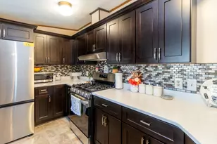 610 Eastwood Ln, Belvidere, IL 61008 - Photo 10