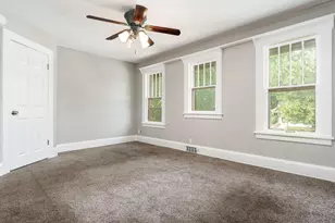 229 N Gardiner Ave, Rockford, IL 61107 - Photo 18