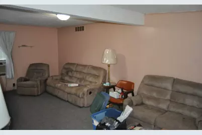 1319 E Lasalle Street, Freeport, IL 61032 - Photo 14