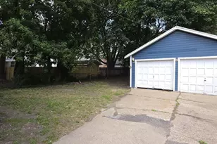 1210 22nd Ave, Rockford, IL 61104 - Photo 14