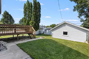 2210 12th Ave, Rockford, IL 61104 - Photo 22