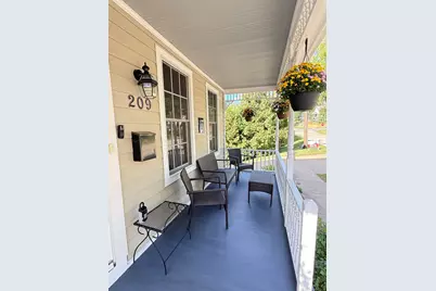 209 S West Street, Galena, IL 61036 - Photo 2