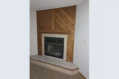 5811 Elaine Drive, Rockford, IL 61108 - Photo 6