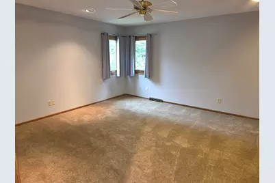 5811 Elaine Drive, Rockford, IL 61108 - Photo 12