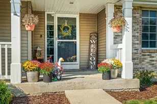 6783 N Summit Dr, Byron, IL 61010 - Photo 6