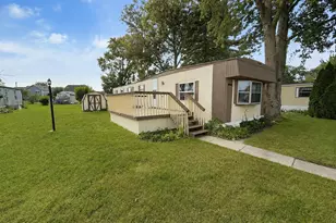 513 Spruce Dr, Belvidere, IL 61008 - Photo 1