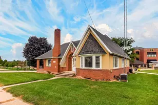 314 W Madison St, Elizabeth, IL 61028 - Photo 2
