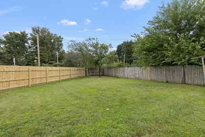 2106 Lawndale Avenue, Rockford, IL 61103 - Photo 16