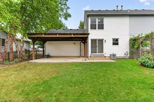 221 Julie Ln, Hampshire, IL 60140 - Photo 18