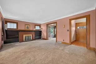 421 Welty Ave, Rockford, IL 61107 - Photo 6