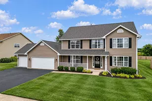 219 Bear Dusk Way, Belvidere, IL 61008 - Photo 2