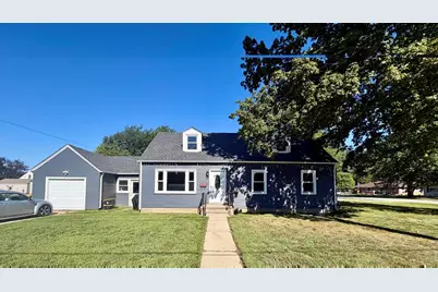 216 E Marshall Street, Belvidere, IL 61008 - Photo 1
