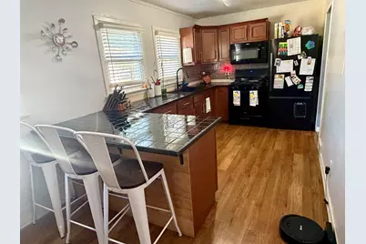 216 E Marshall Street, Belvidere, IL 61008 - Photo 4